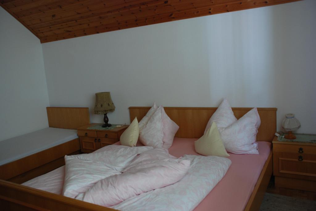 Haus Grundner Hotel Grosssolk Buitenkant foto